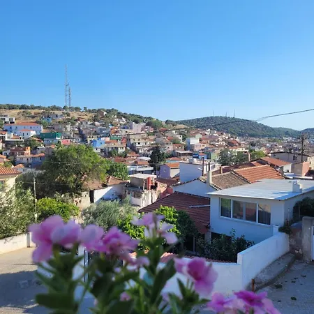 Oda ve Kahvaltı Ayvalık Akan Ayvalı